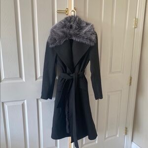 Brand New Banana Republic Elegant Black Coat with Fur Collar